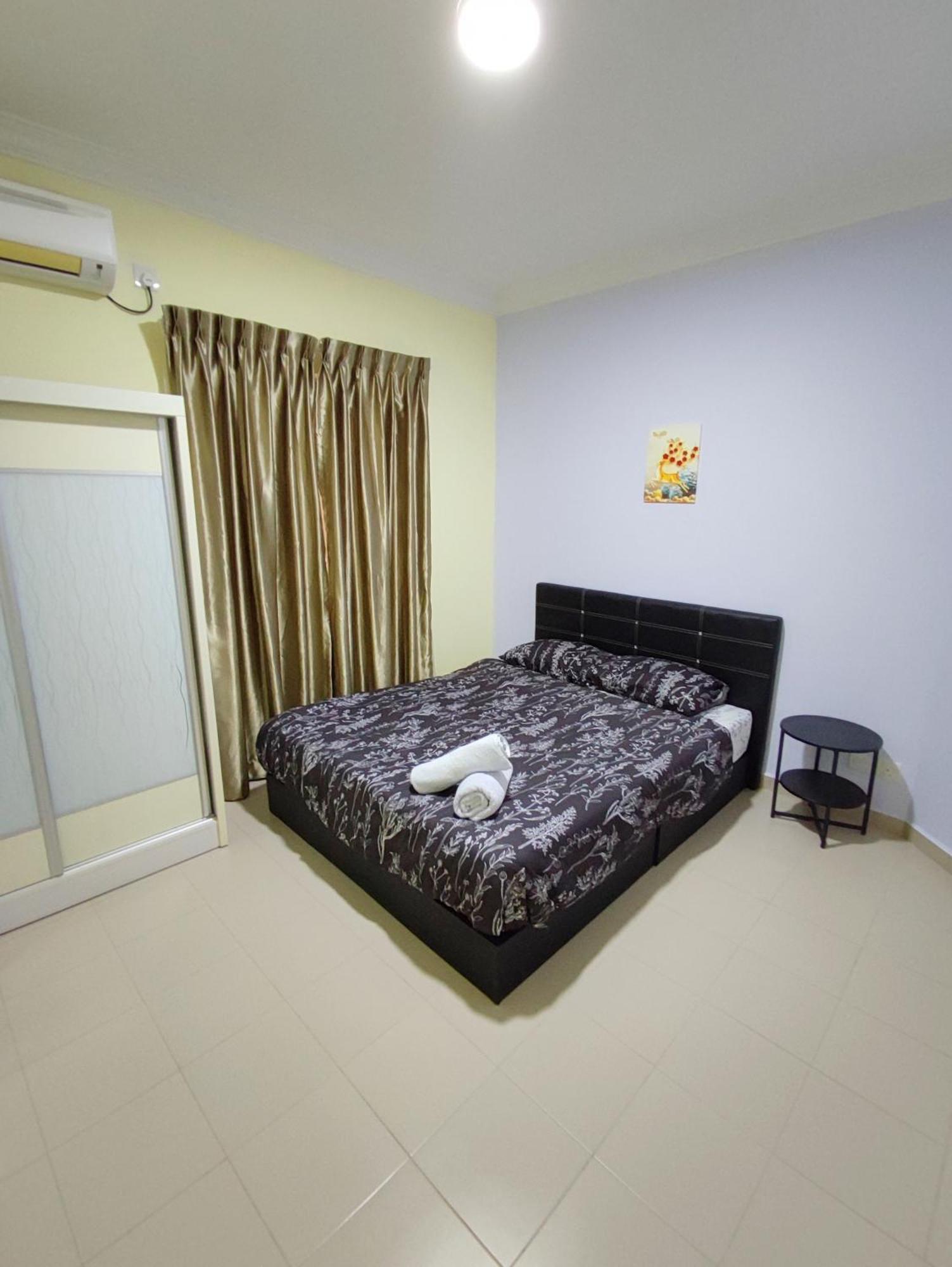 Jojo Homestay Tiara Residence Desaru Extérieur photo